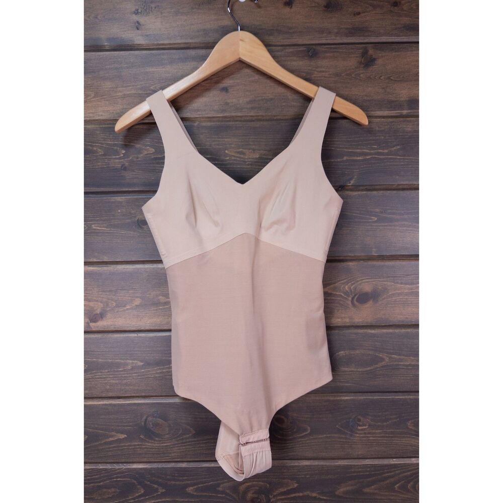 Honeylove Tank Bodysuit Shapewear Nude Size Small V Neck Compression Smoothing